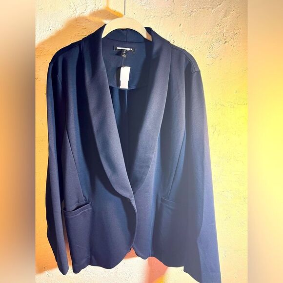 Banana Republic NWT, XL petite navy jersey,
Blazer/ jacket. Lovely fabric-staple - Picture 1 of 6